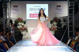 Celebs Ramp Walk at Wedding Wows Fashion Show